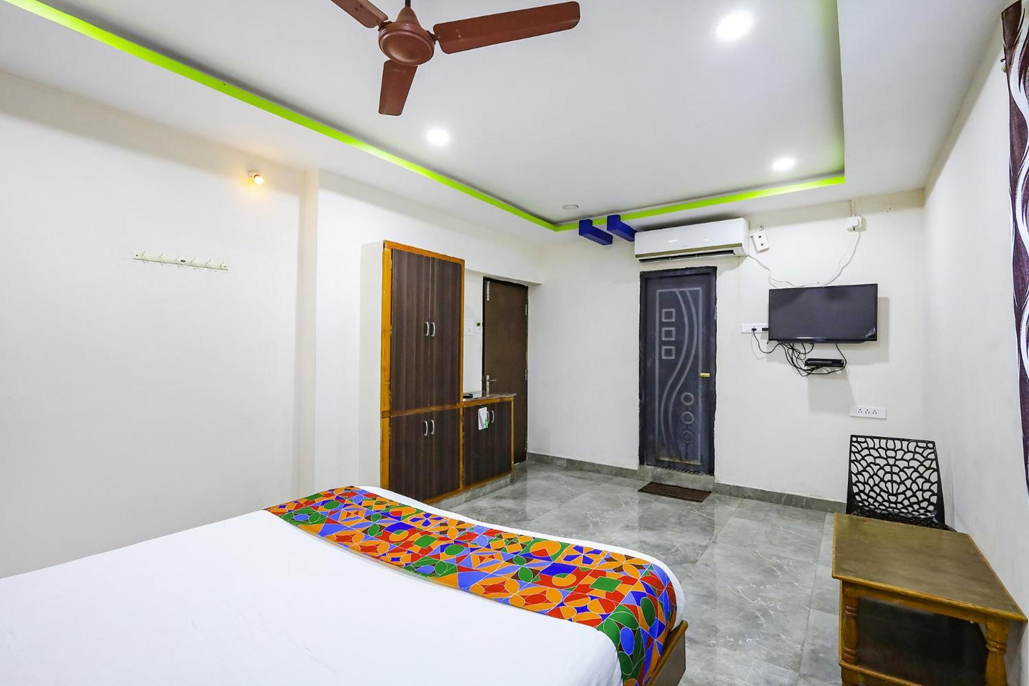 Capital O Lakshmi Residency 호텔 티루파티 외부 사진