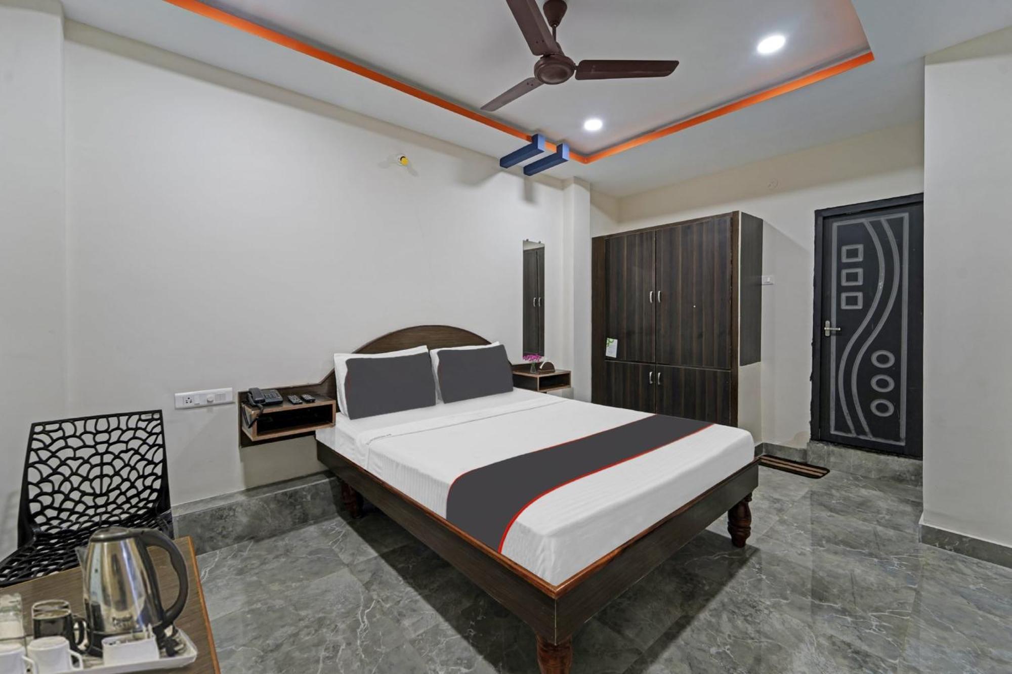 Capital O Lakshmi Residency 호텔 티루파티 외부 사진